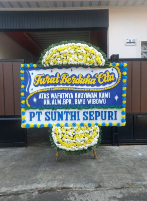 Papan Bunga Duka di Kubu Marapalam