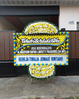 Papan Bunga Duka di Kubu Marapalam