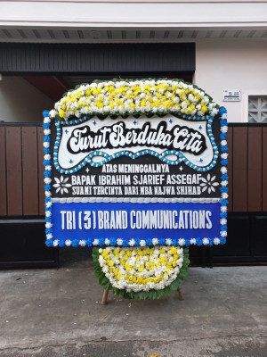 Papan Bunga Duka di Kubu Marapalam